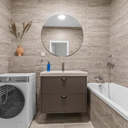 Apartment Lam Serenity Free Parking - Balcony Bratislava