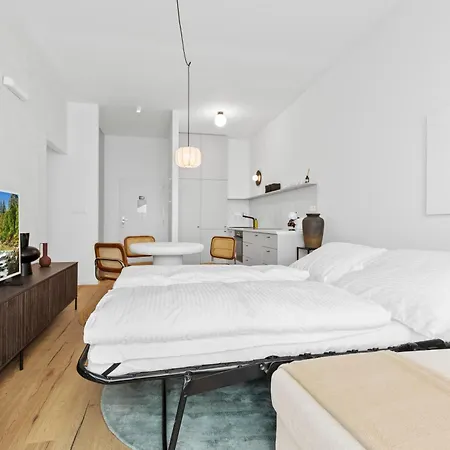 Apartment Lam Serenity Free Parking - Balcony Pressburg