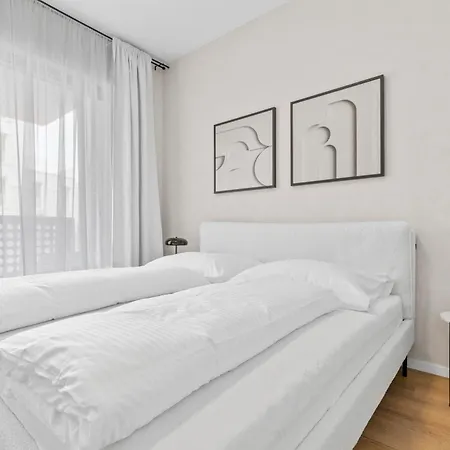 Lam Serenity Free Parking - Balcony Apartment